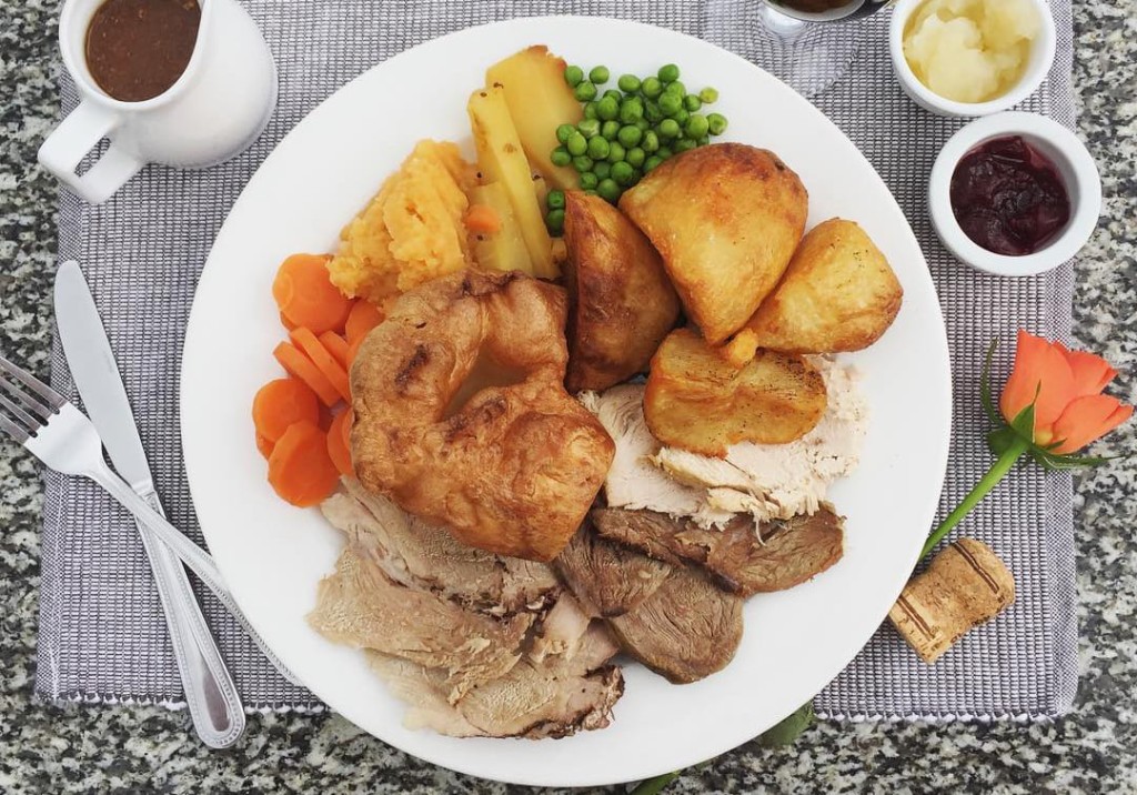 Award winning Sunday carvery at The Old Inn